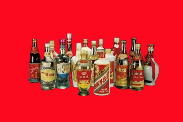阜平县回收十八老酒.jpg